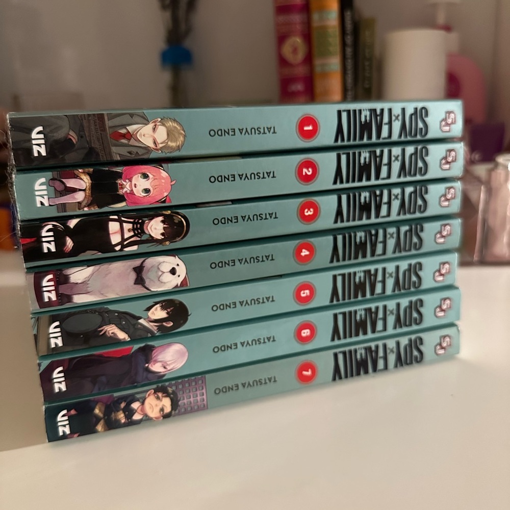 Spy X Family volume 1-7